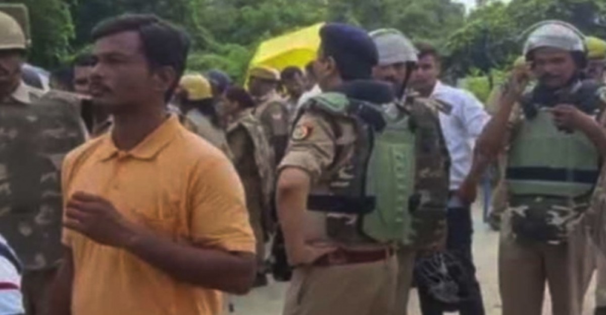 ভারতে একই পরিবারের ৩ জনকে হত্যা!