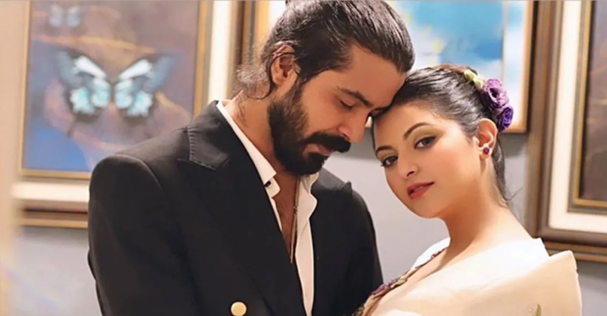 পরীর পা ধরেও ক্ষমা চেয়েছেন রাজ!