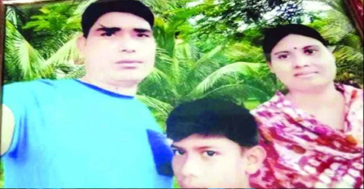 আশুলিয়ায় সন্তানসহ মা-বাবার গলাকাটা মরদেহ উদ্ধার