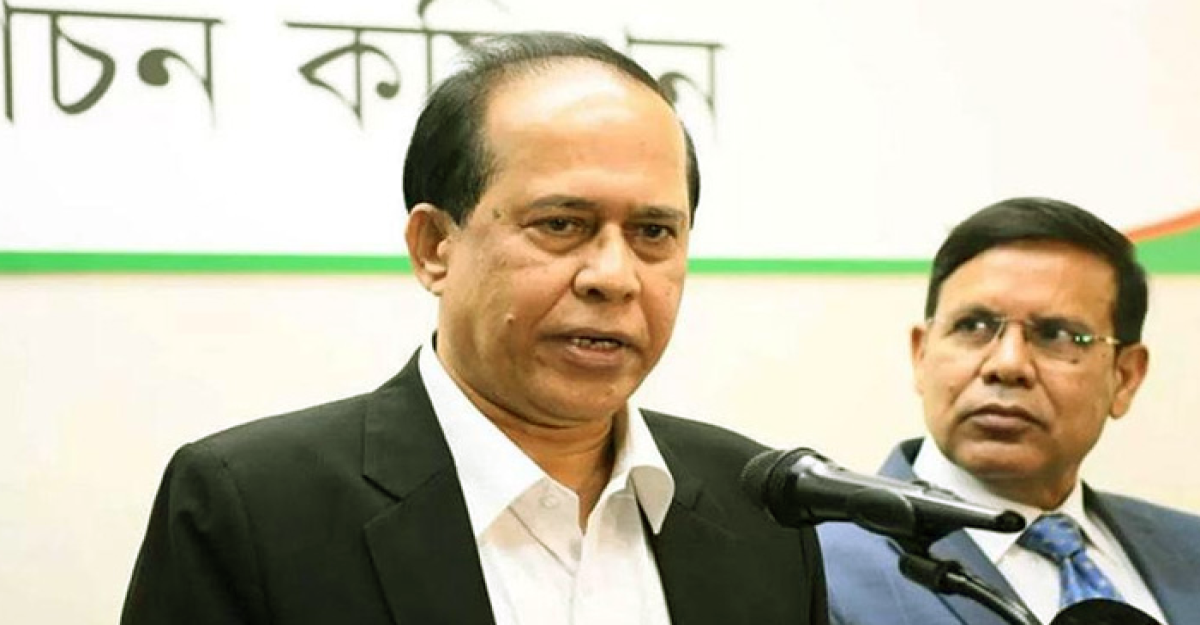 চ্যালেঞ্জ নিতে চাই, ১৪' ও ১৮' এর নির্বাচনের চাপ আমাদের উপর: সিইসি আউয়াল