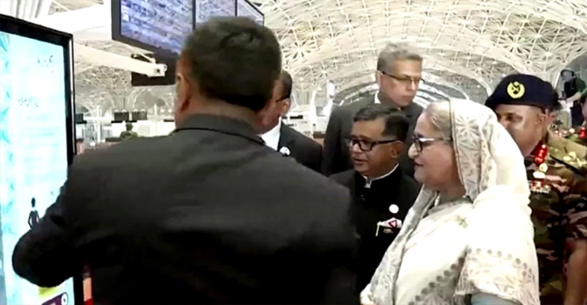 থার্ড টার্মিনাল পরিদর্শন করলেন প্রধানমন্ত্রী