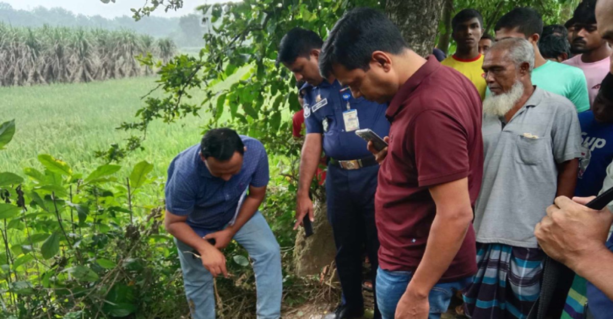 দ্বিতীয় স্ত্রীর পরিবার ডেকে নিলো রাতে, সকালে মিলল মরদেহ