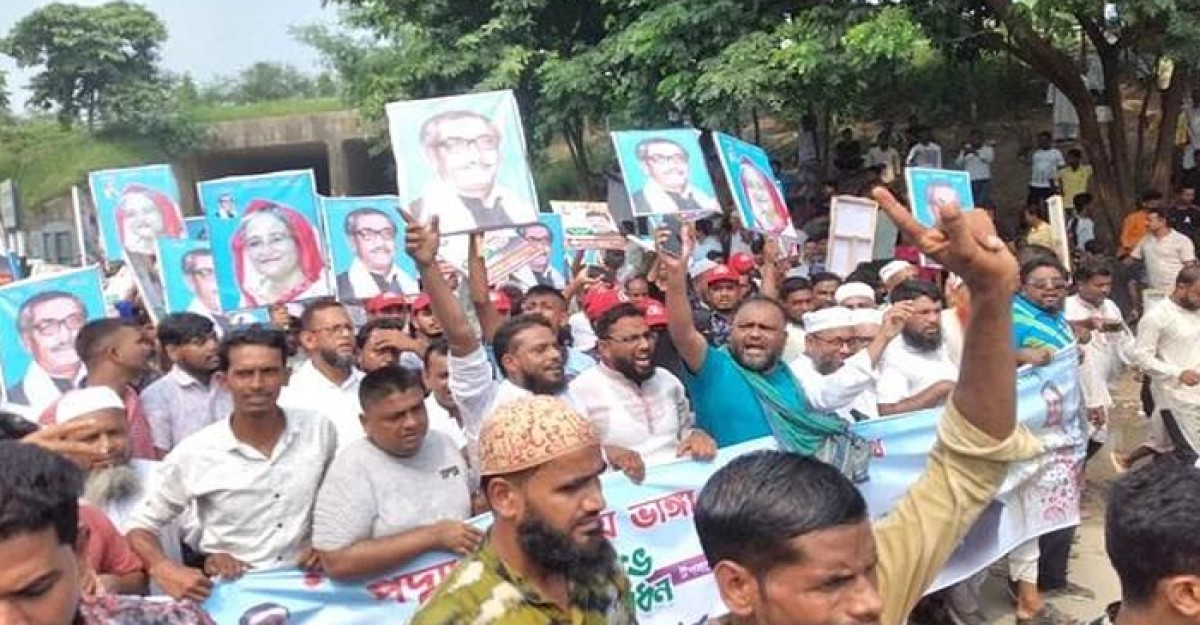 পদ্মা সেতু হয়ে রেলপথের উদ্বোধন ঘিরে পদ্মাপারের মানুষের মধ্যে বইছে আনন্দ- উচ্ছ্বাস