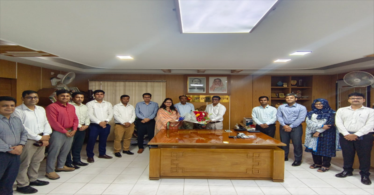 জাতীয় প্রাথমিক শিক্ষা পদক: রাজশাহী বিভাগের শ্রেষ্ঠ ডিসি গালিভ খাঁন
