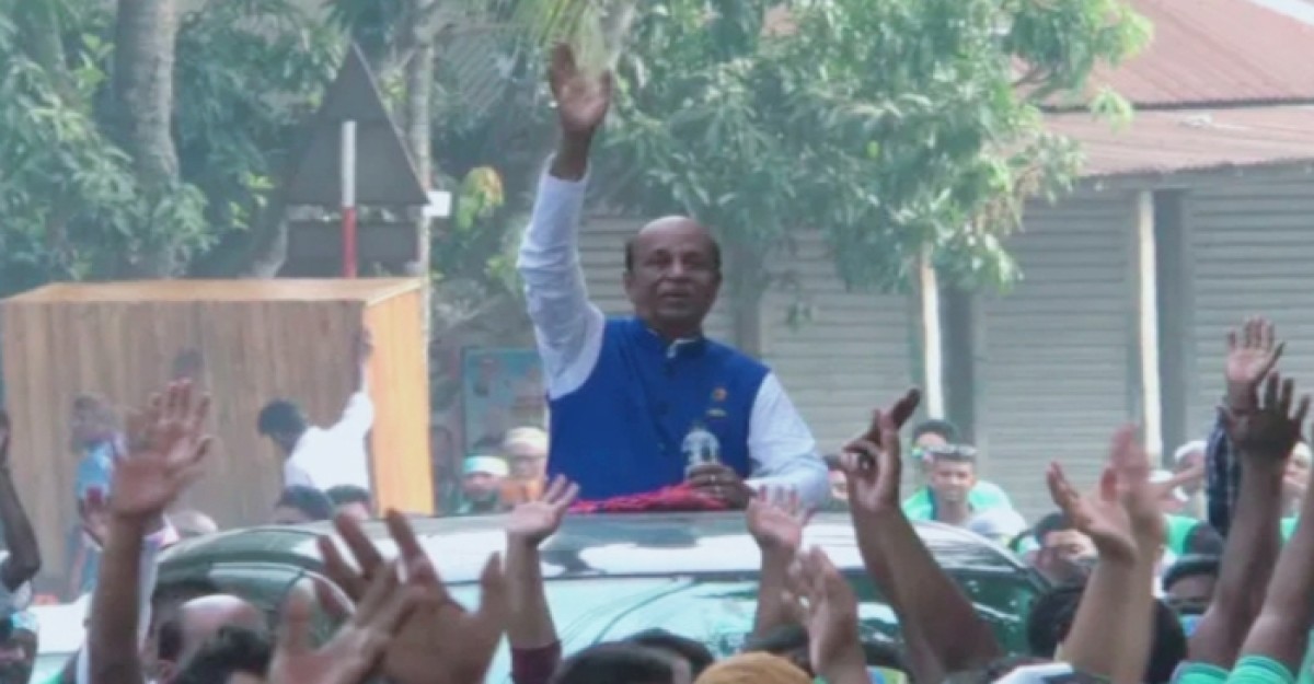 এমপি নির্বাচন করতে চেয়ারম্যানের পদ থেকে সরে দাঁড়ালেন ঠান্ডু