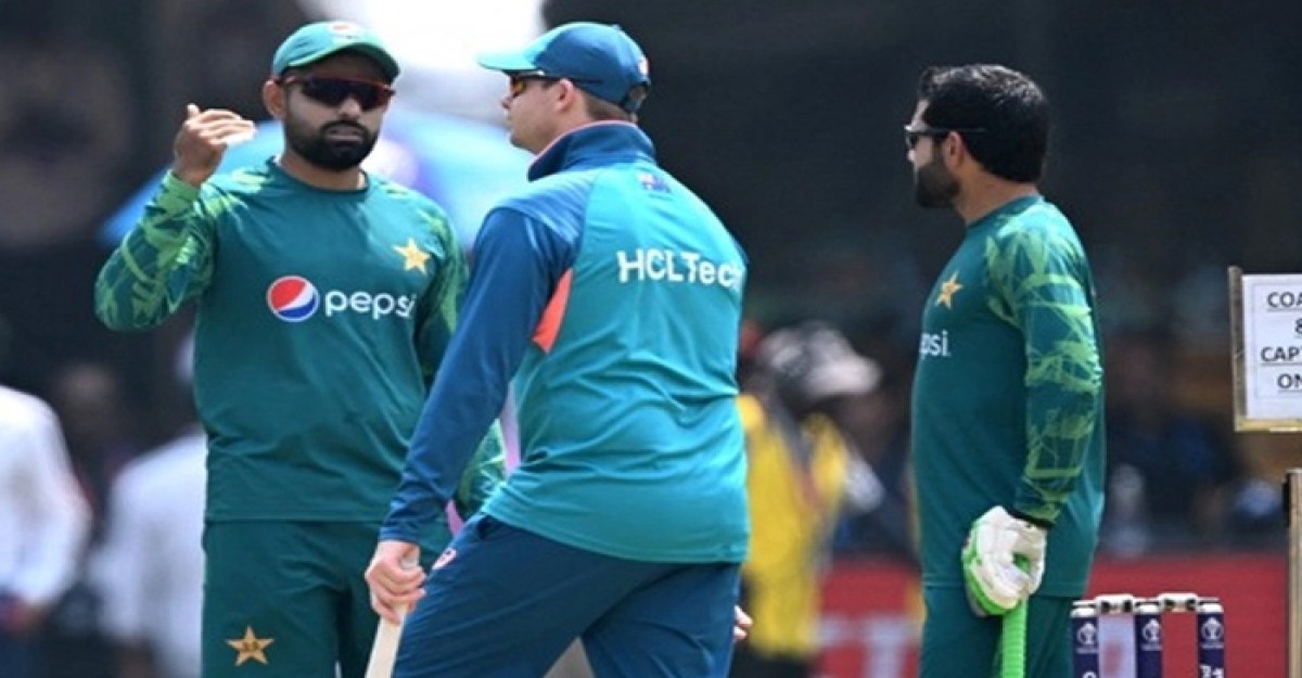টস জিতে ফিল্ডিংয়ে পাকিস্তান