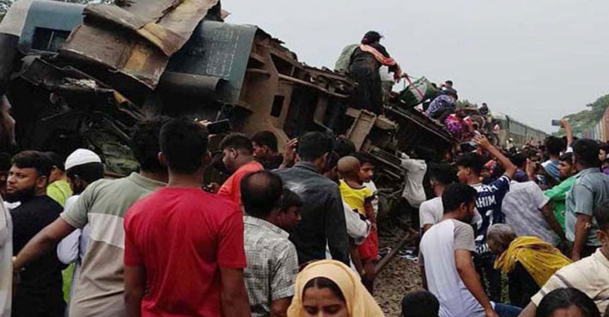 ভৈরবে ট্রেন দুর্ঘটনায় নিহত বেড়ে ২০