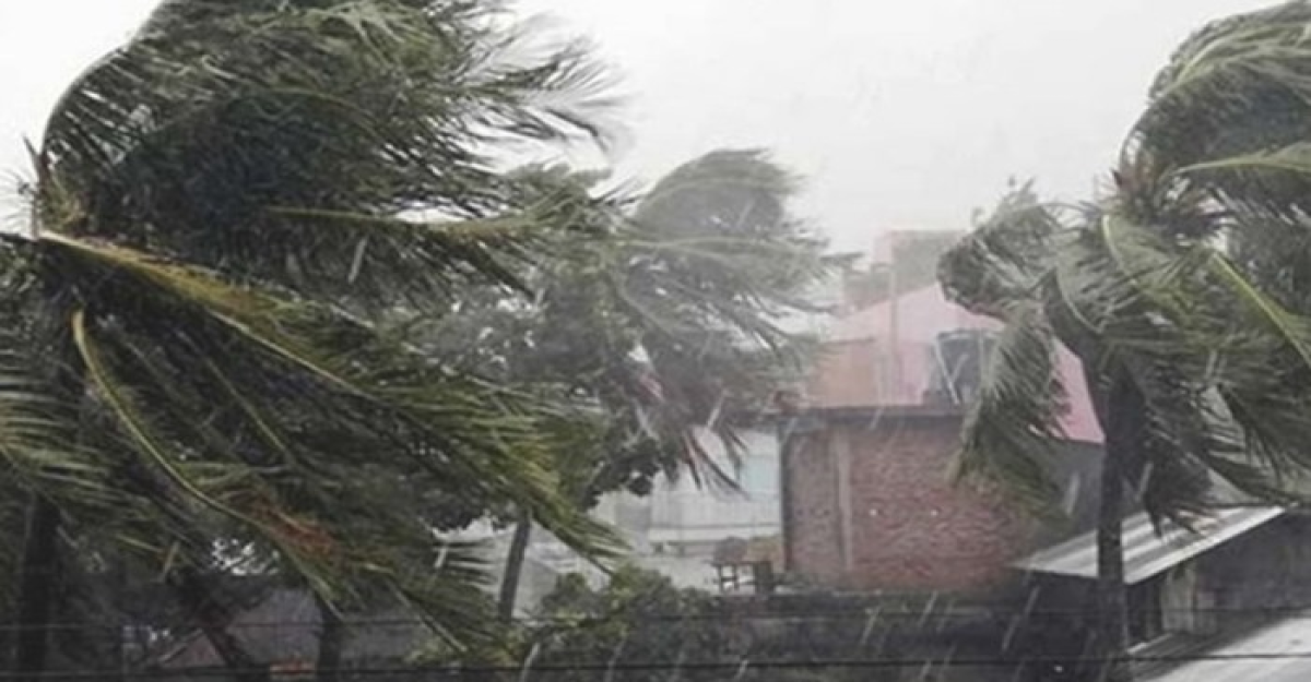ঘূর্ণিঝড় হামুনের তাণ্ডব, লন্ডভন্ড উপকূলয়ী অঞ্চল