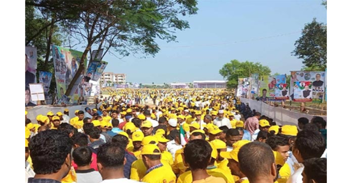 প্রধানমন্ত্রীর জনসভায় জনতার ঢল