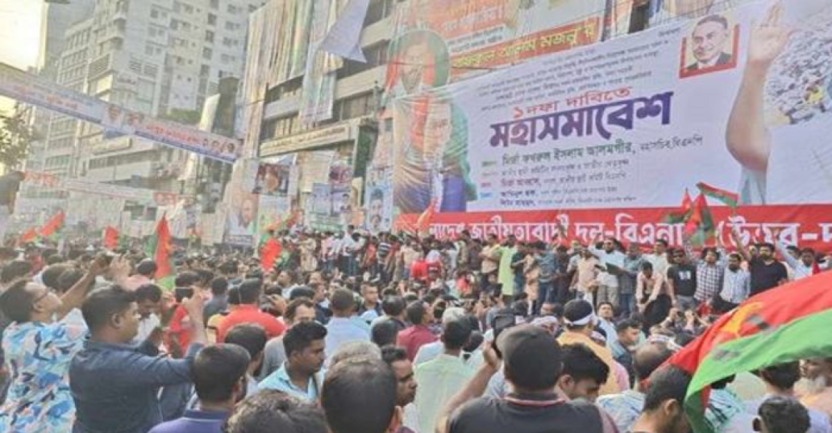 মঞ্চ প্রস্তুত,নয়াপল্টনে বিএনপি নেতাকর্মীদের ঢল