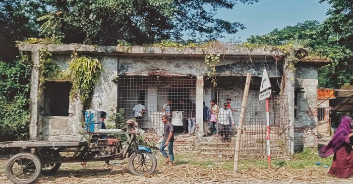 রাজাপুরে পুরাতন জেলখানার পরিত্যাক্ত ভবন থেকে আজ্ঞাত বৃদ্ধার কঙ্কাল উদ্ধার