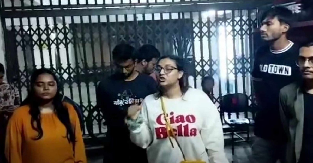 জাবিতে অবিলম্বে আইবিএ ভবন নির্মাণের দাবি শিক্ষার্থীদের