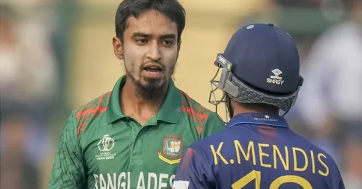 বিশ্বকাপে প্রথমবার উইকেট পেলেন তানজিম