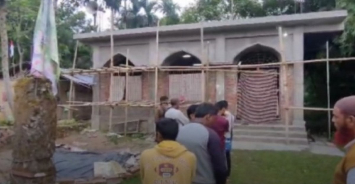 প্রেমের তাবিজ না দেওয়ায় মসজিদের ইমামকে হত্যা!