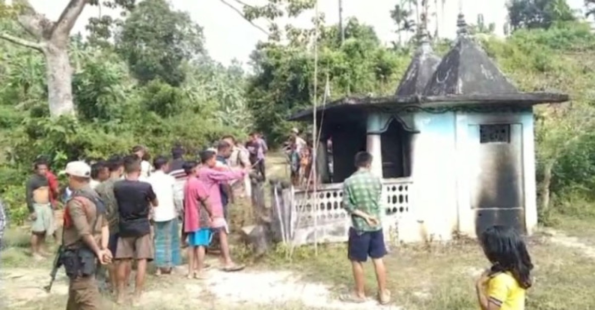 আসামে ২শত বছরের পুরনো মন্দির পুড়িয়ে দিল দুস্কৃতীরা