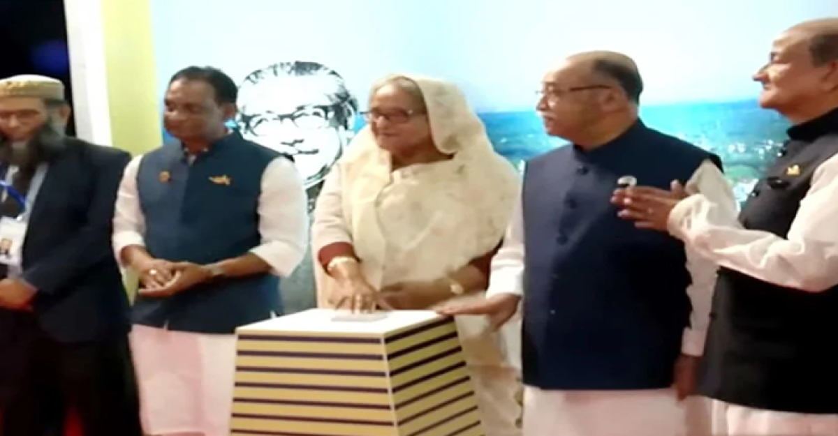 ঘোড়াশাল-পলাশ ইউরিয়া সার কারখানার উদ্বোধন করলেন প্রধানমন্ত্রী