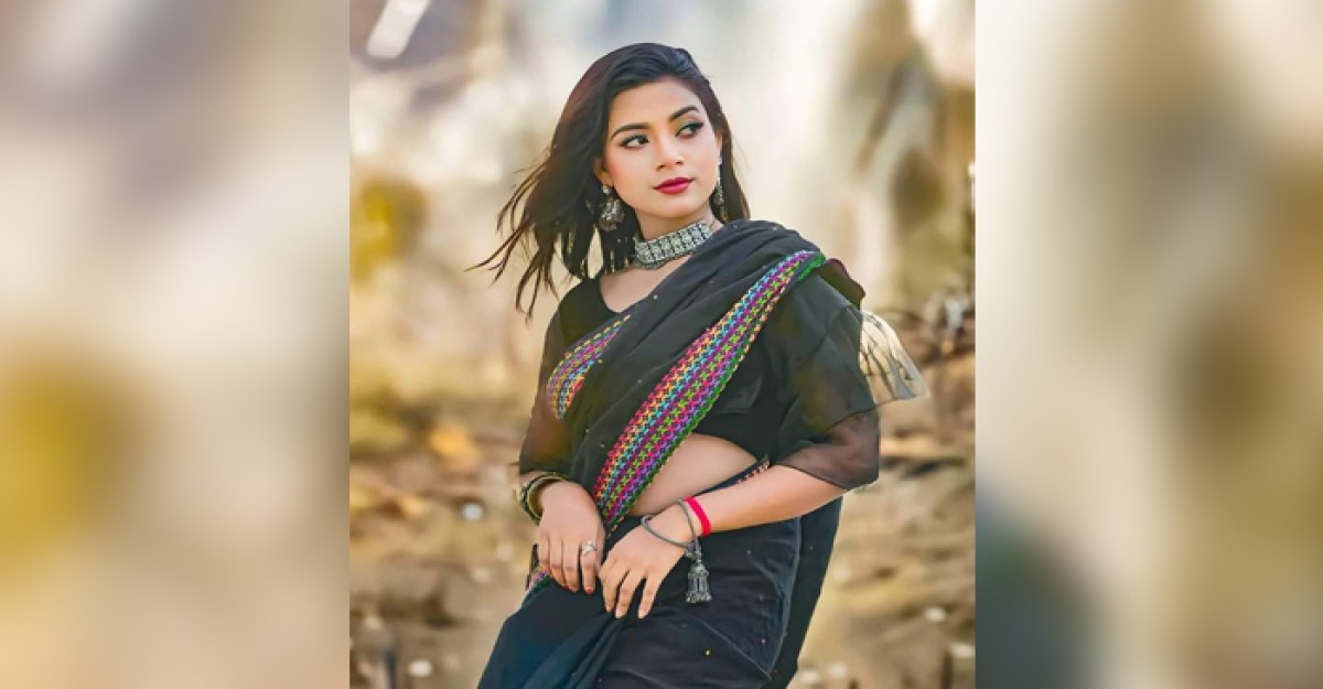 ‘রক্তে মাখা ডায়েরি’তে মহিমা