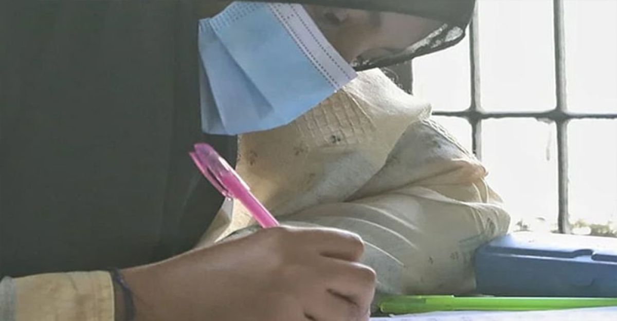 কারাগার থেকে বের হয়েই পরীক্ষার হলে খাদিজা
