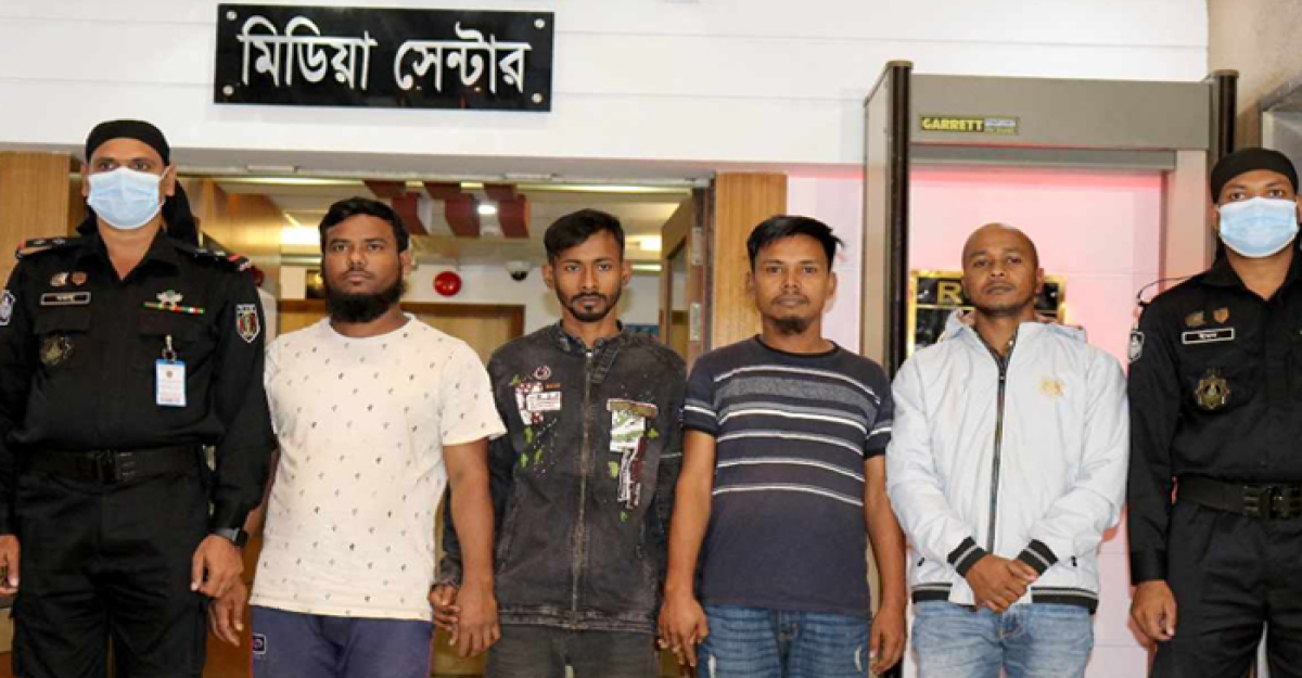 বাসে আগুন দিয়ে শীর্ষ নেতাদের ভিডিও পাঠায় বিরোধীদলের কর্মীরা: র্যাব