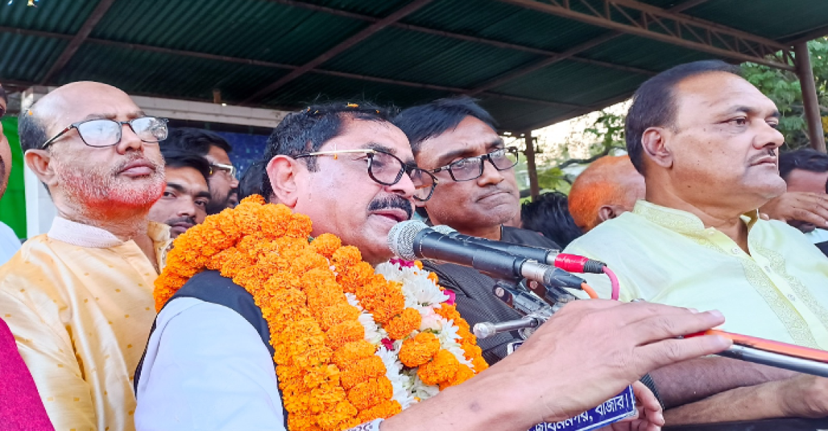 জনগণের ভালোবাসায় সিক্ত হাজী আলী আজগার টগর