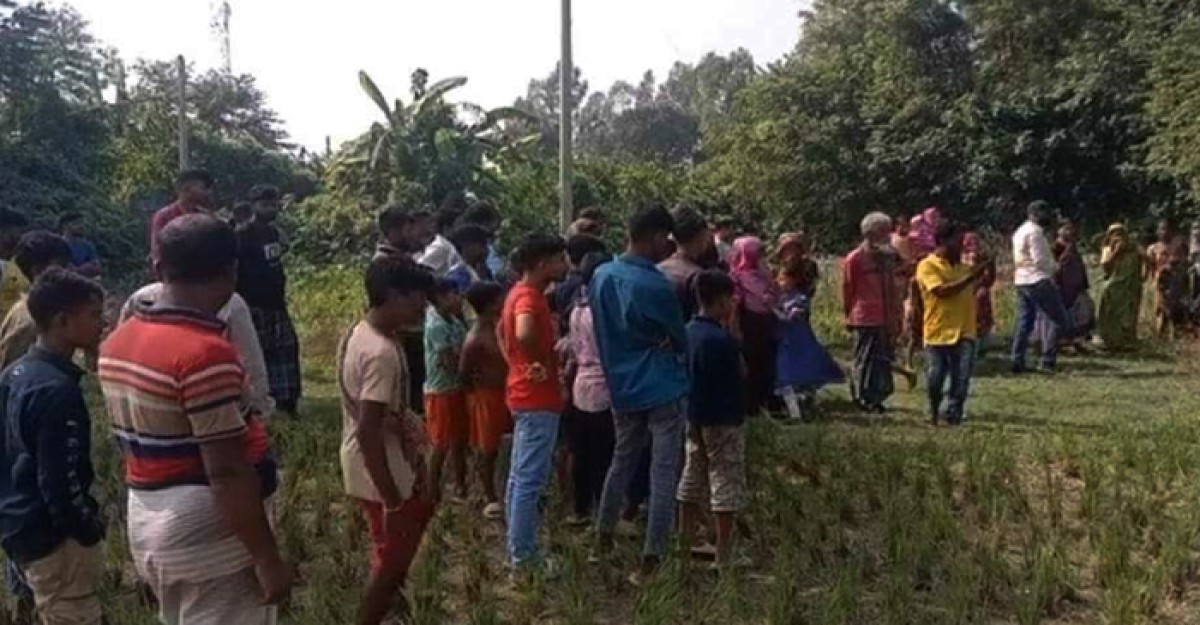 ধামরাইয়ে ধান ক্ষেত থেকে অজ্ঞাত যুবকের লাশ উদ্ধার