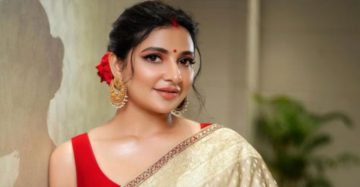 হাসপাতালে শুভশ্রী