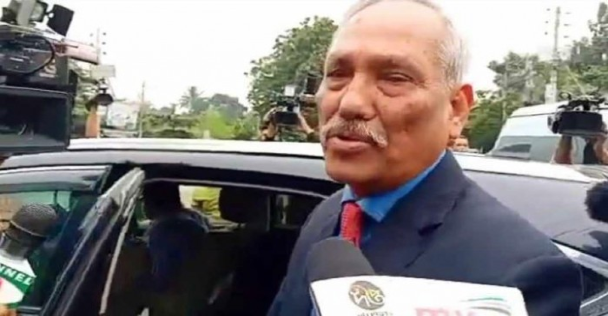 সিইসির সঙ্গে সাক্ষাৎ শেষে সাংবাদিকদের সঙ্গে মেজাজ হারালেন শাহজাহান ওমর