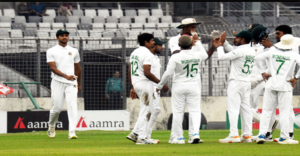 টাইগারদের স্পিন বিষে চালকের আসনে বাংলাদেশ
