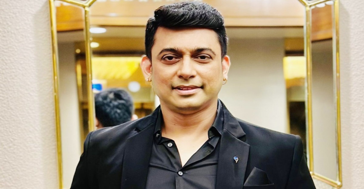 ‘আমার ছবি নিয়ে ঘুমালে বাচ্চা সুন্দর হওয়ার সম্ভাবনা বেশি’