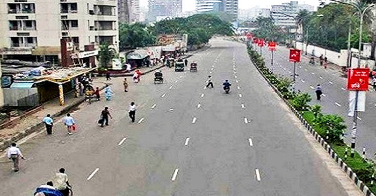 বিএনপির ৩৬ ঘণ্টার অবরোধ চলছে