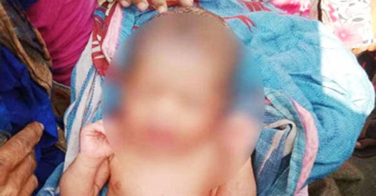 মৃত স্বামীর পাশে অ্যাম্বুলেন্সেই সন্তান জন্ম দিলেন স্ত্রী!