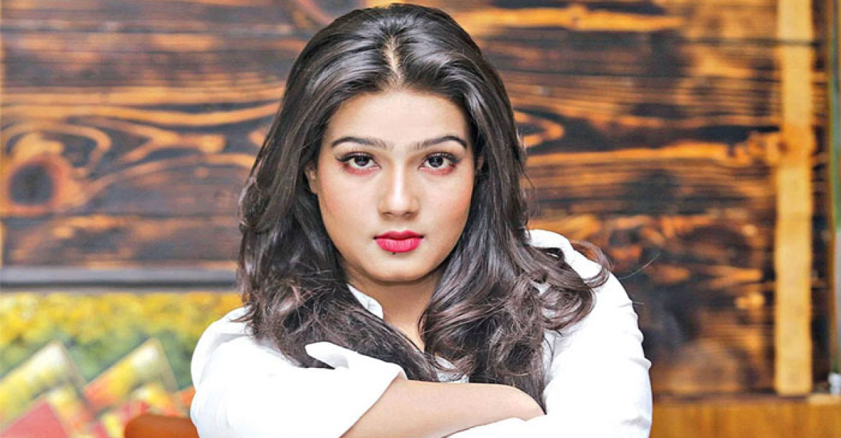 নির্বাচনে ট্রাক প্রতীকে লড়বেন মাহি