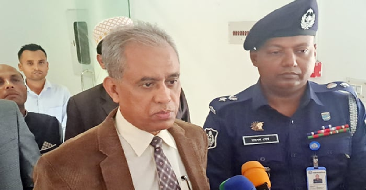 আমরা আমাদের বিবেকের চাপে আছি বললেন ইসি আলমগীর