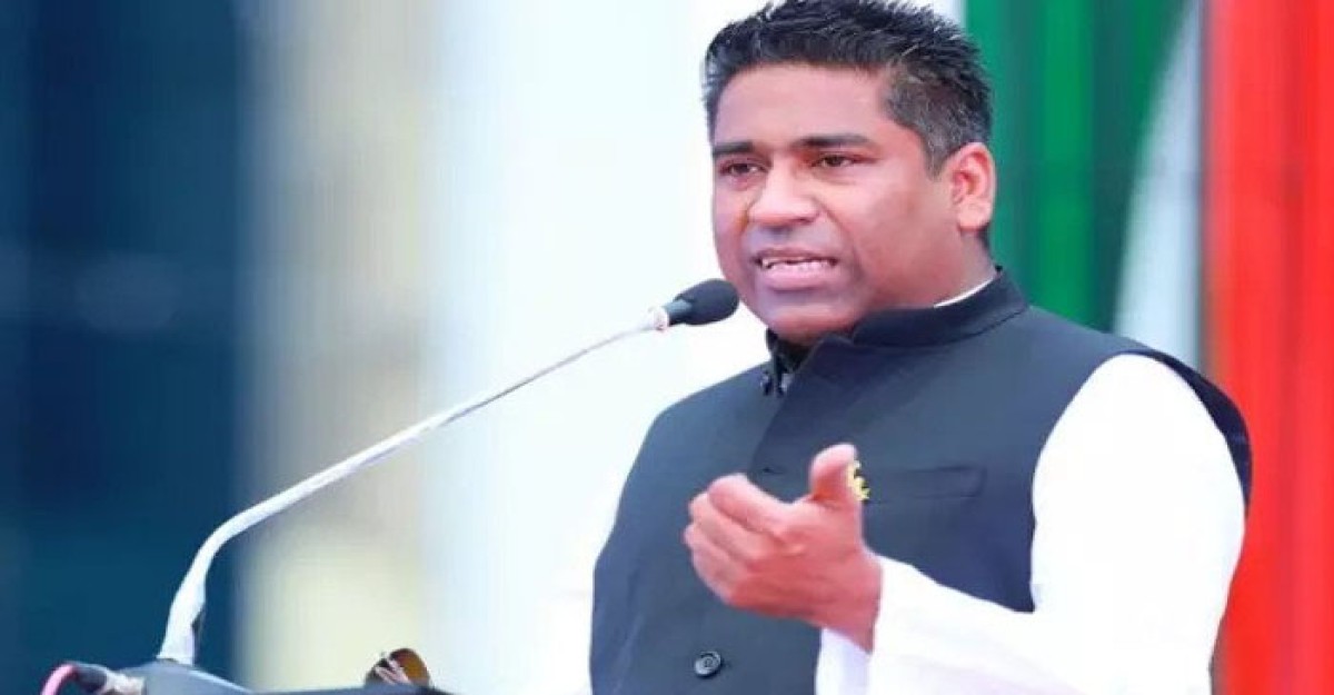 নির্বাচনে অংশ নিতে পারবেন না সাদিক আব্দুল্লাহ