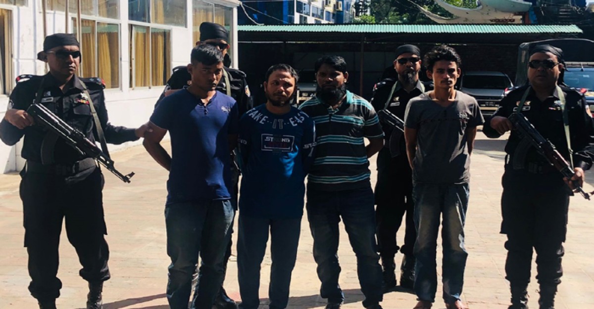 রোহিঙ্গা ক্যাম্পে অস্ত্র-গুলি, বিস্ফোরকসহ ৪ আরসা সন্ত্রাসী আটক