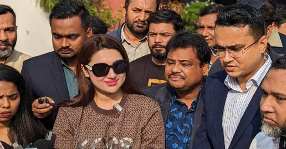 ডিবি পুলিশ কার্যালয়ে তাপস-অপু বিশ্বাস