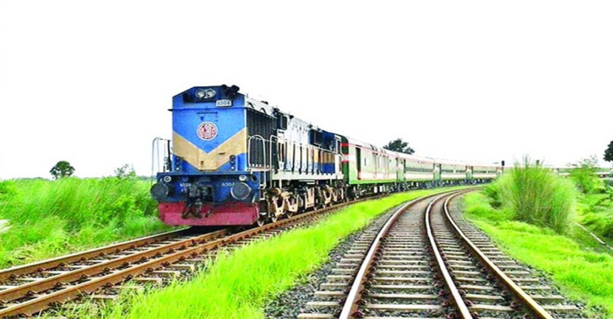 নাশকতা এড়াতে ২ ট্রেন চলাচল বন্ধ ঘোষণা
