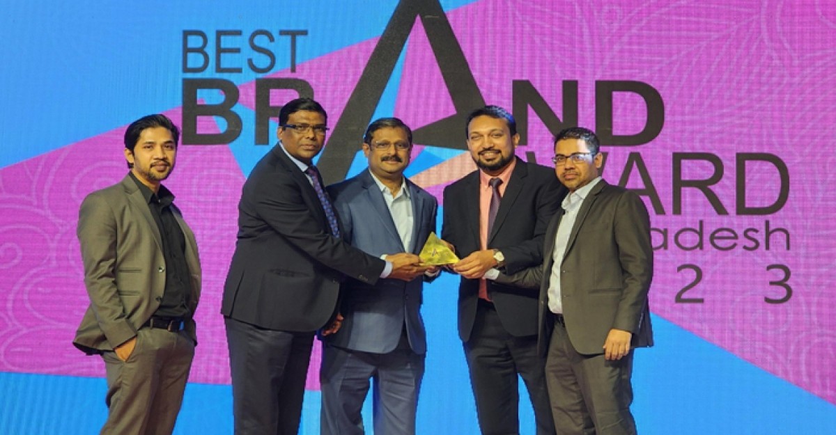 টানা ষষ্ঠবার “বেস্ট ব্র্যান্ড অ্যাওয়ার্ড” স্বীকৃতি পেলো বসুন্ধরা টিস্যু