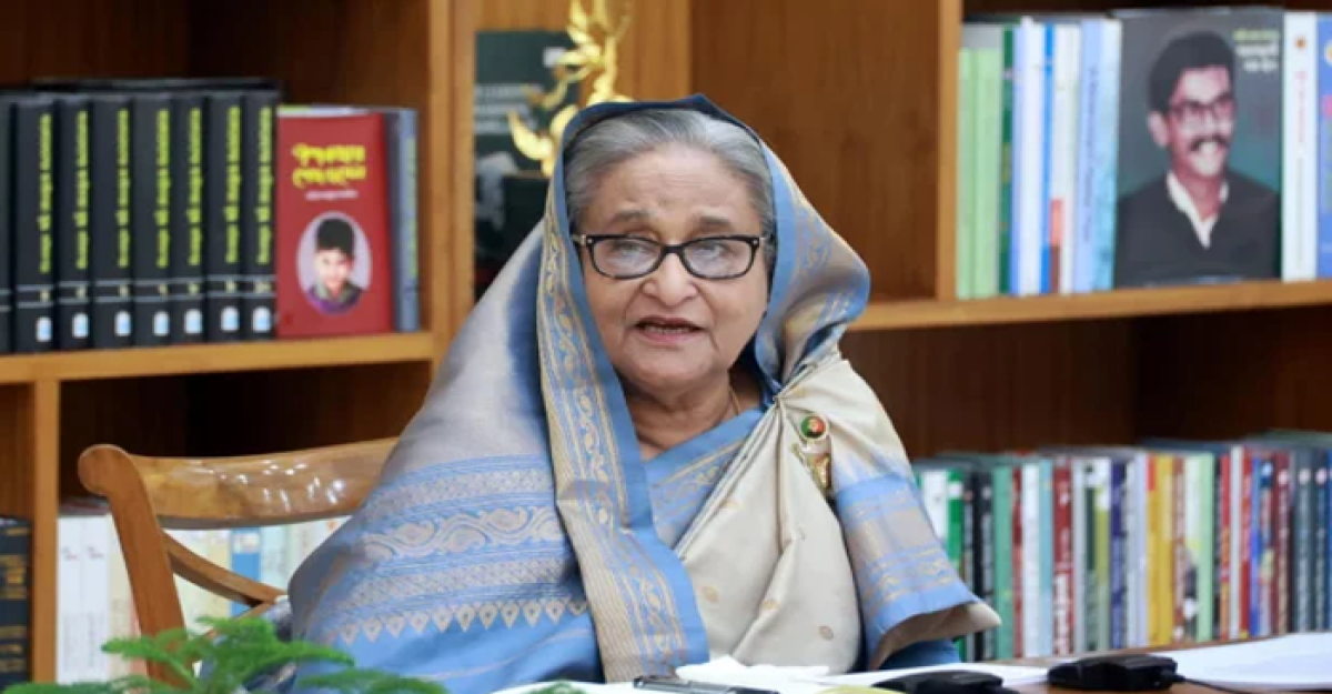 ফরিদপুরের পথে শেখ হাসিনা