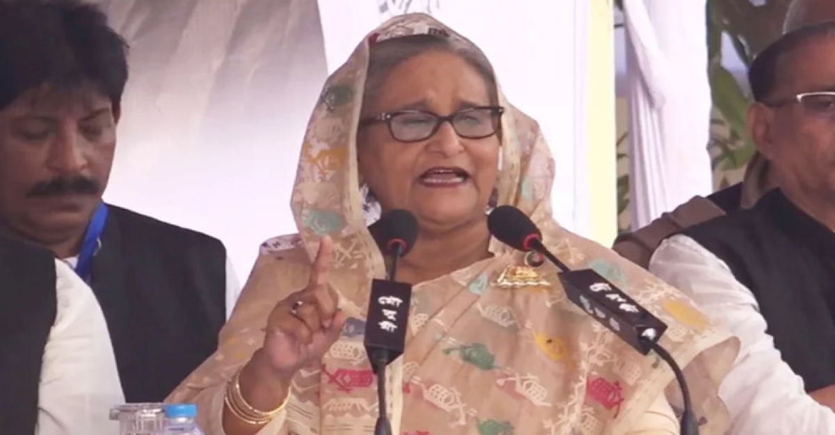 আমি জাতির পিতার কন্যা, কারও কাছে মাথা নত করব না: শেখ হাসিনা