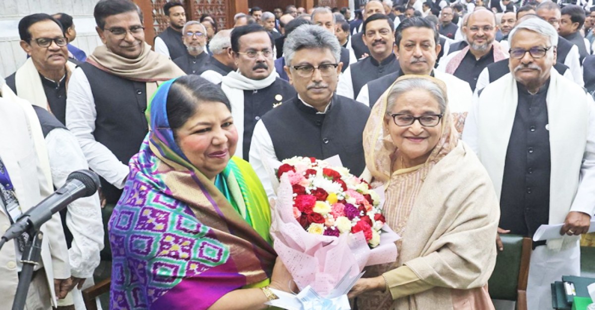 সংসদ নেতা শেখ হাসিনা, উপনেতা মতিয়া চৌধুরী
