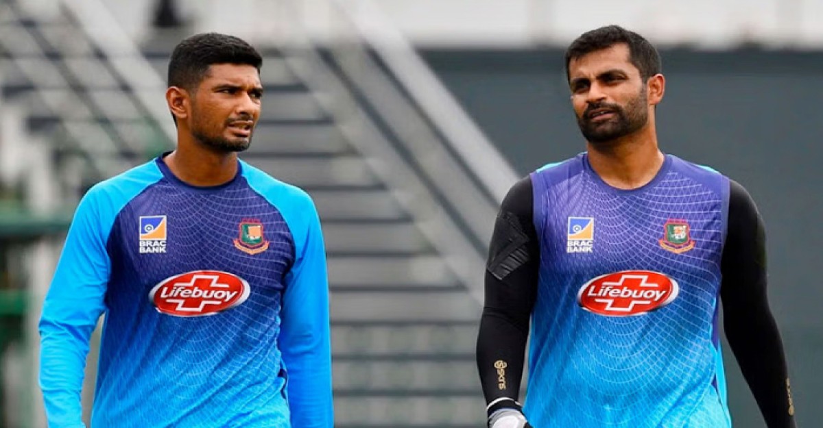 তামিমকে পেস বল না খেলার পরামর্শ দেন মাহমুদুল্লাহ