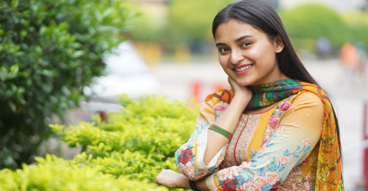 ‘অতীতপুর’ দিয়ে তটিনীর বছর শুরু