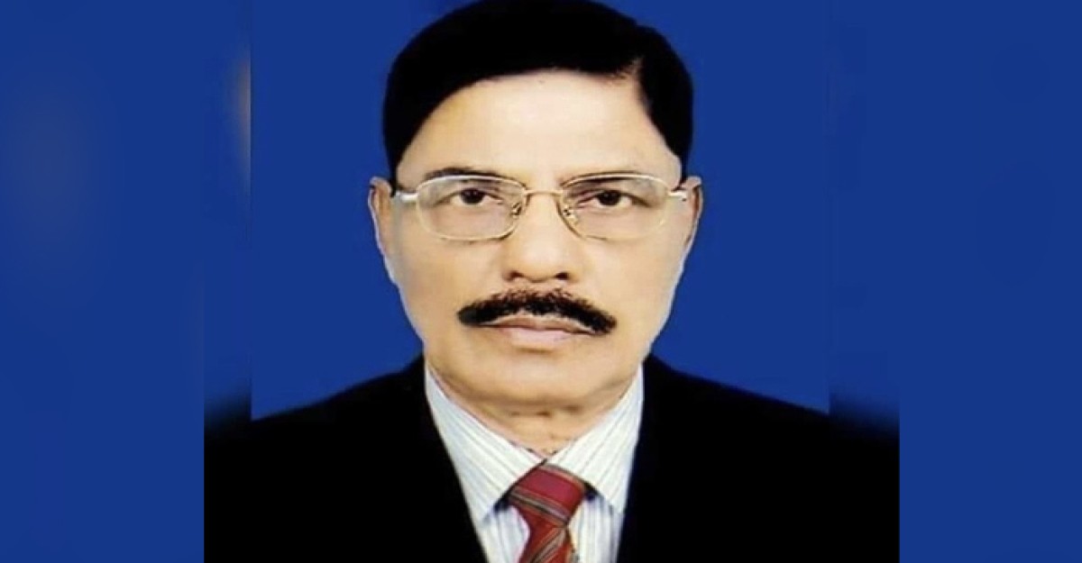 রাষ্ট্রীয় মর্যাদার পর চির নিন্দ্রায় শায়িত বীর মুক্তিযোদ্ধা ক্যাপ্টেন আব্দুস সোবহান