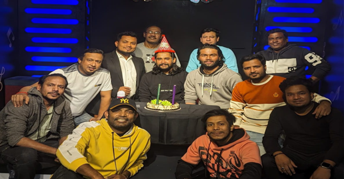 জন্মদিনের শুভেচ্ছায় ভাসলেন পূর্ণ মিলন