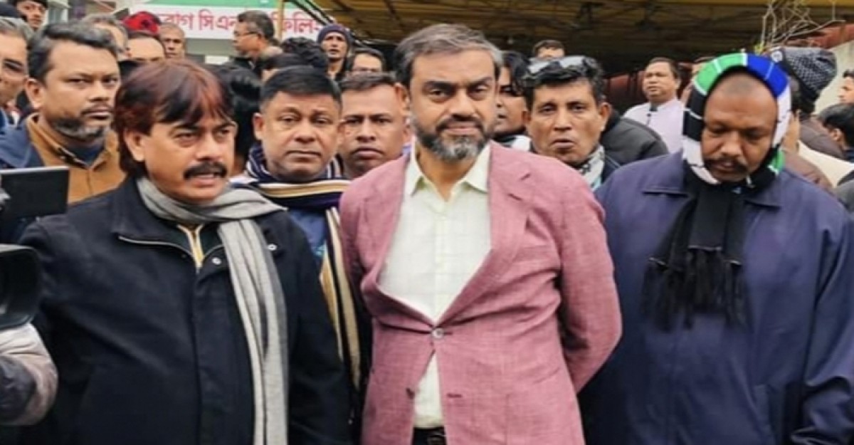 নিজস্ব অর্থ দিয়ে হলেও জলাবদ্ধতার দুর্ভোগ থেকে জনগনকে মুক্ত করবো: খসরু চৌধুরী