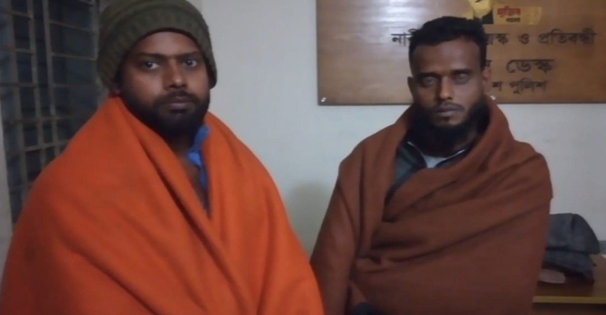 চিতলমারীতে গাঁজাসহ দুই মাদক কারবারি গ্রেফতার