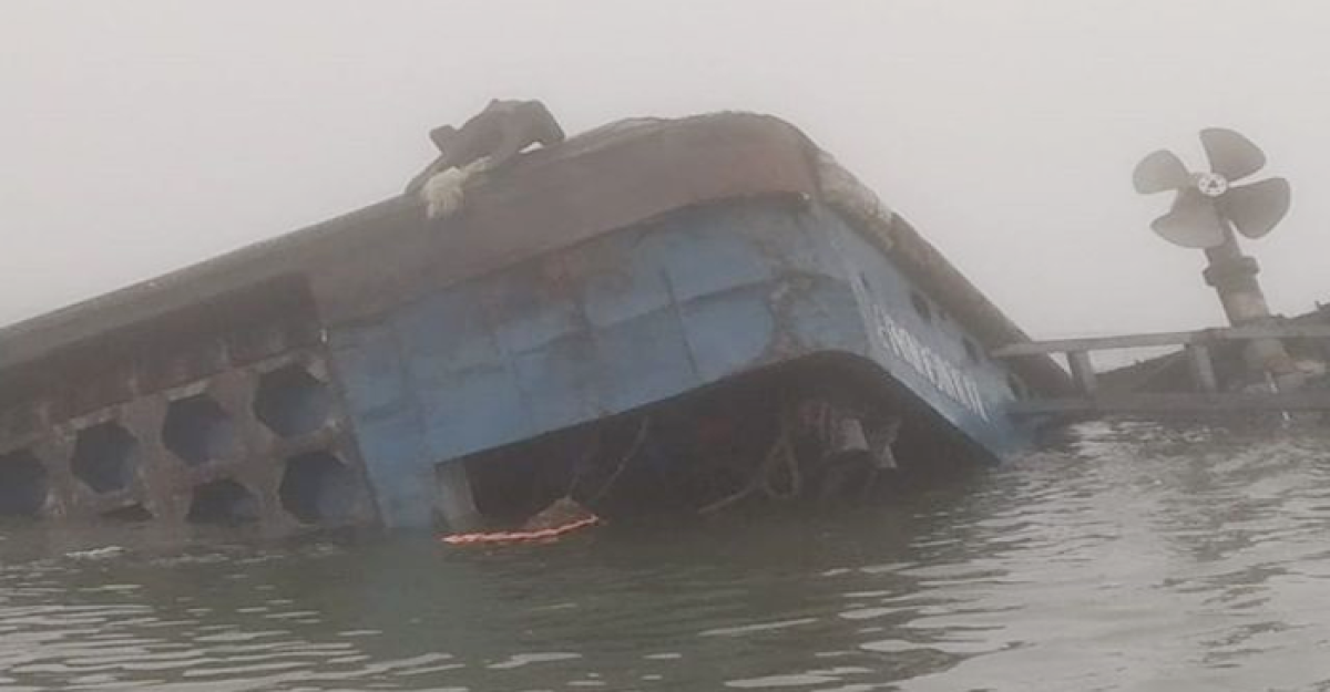 ফেরিডুবি: কারণ জানালেন বেঁচে যাওয়া যাত্রীরা