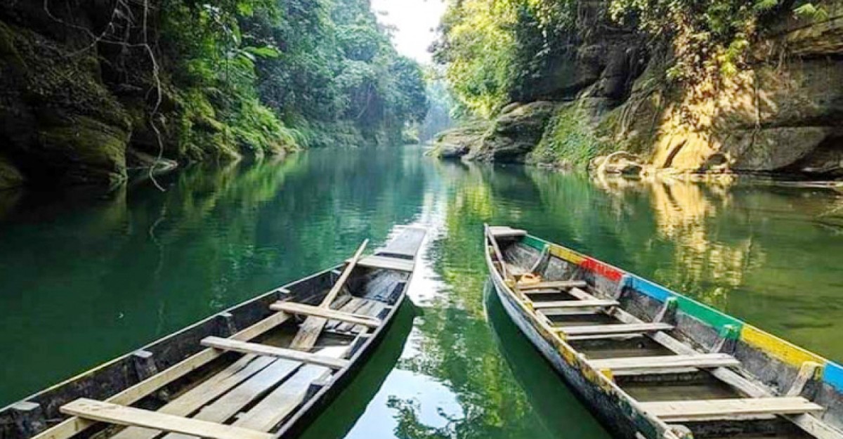 ১৫ মাস পর দেবাতাকুম ভ্রমণে নিষেধাজ্ঞা প্রত্যাহার