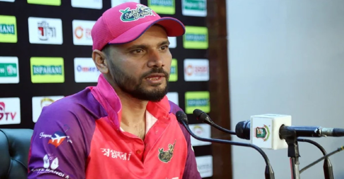 আশরাফুলের সমালোচনার জবাব দিলেন মাশরাফী